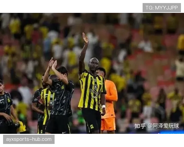 吉达联合争冠能力争议:当前赛季走势变化与竞争格局影响 吉达联合争冠能力争议:当前赛季走势变化与竞争格局影响